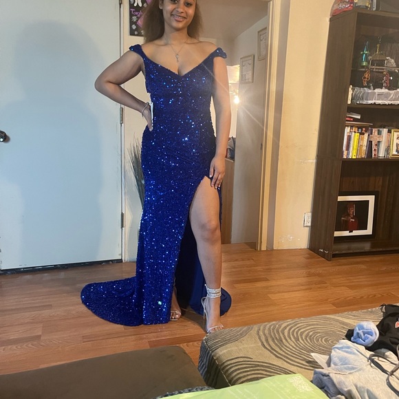 Sapphires In The Night - Picture 4 of 12